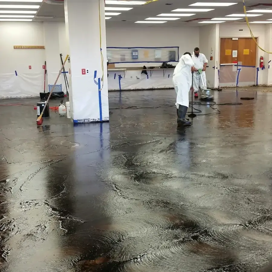 Water damage restoration in an Alexandria, VA commercial building